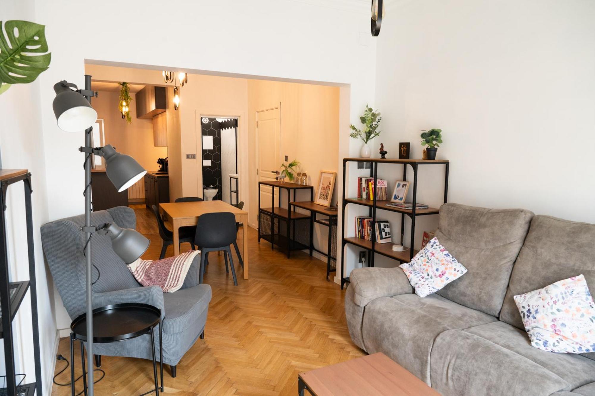 Perfect Long-Term Stay Stylish And Spacious Top Center Next To Vitosha Blvd Sofia Bagian luar foto
